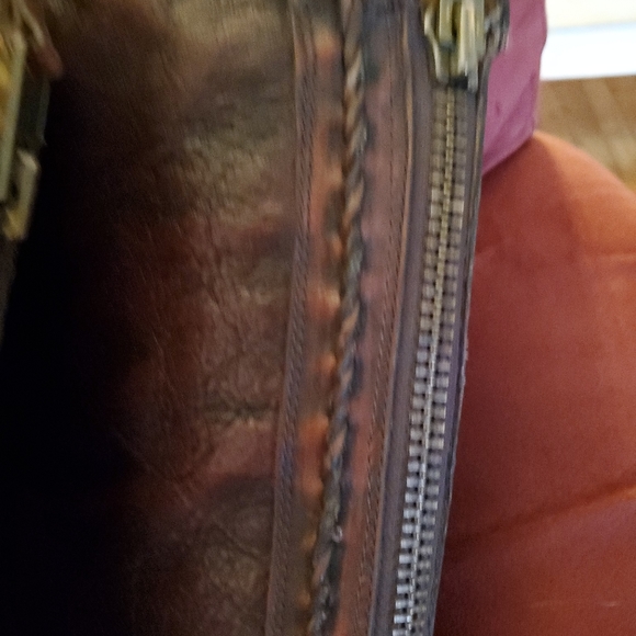 Rare Frye Veronica Back Zip - Picture 6 of 8